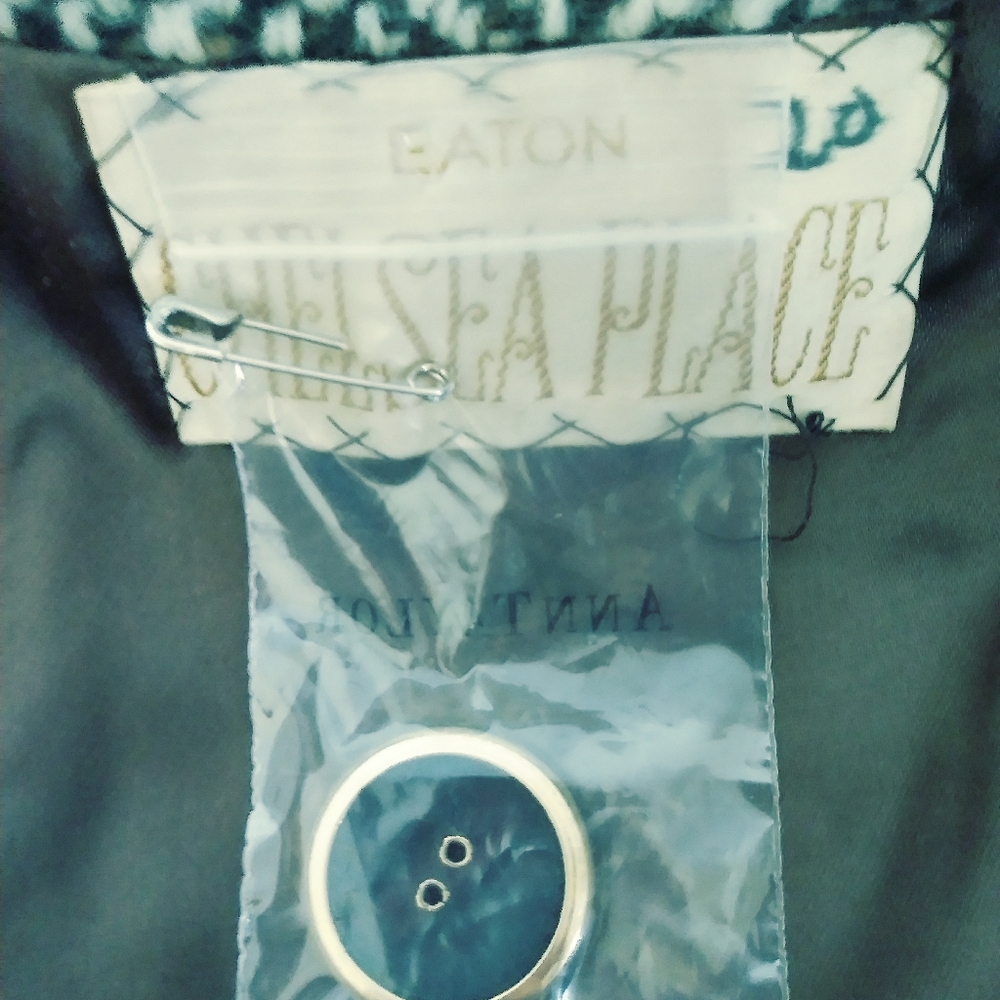 🇮🇪EATON CHELSEA PLACE,NEW!COAT🌹🛍PERFECT UPSCALE GIFT GIVING. 🎁 - Picture 5 of 5